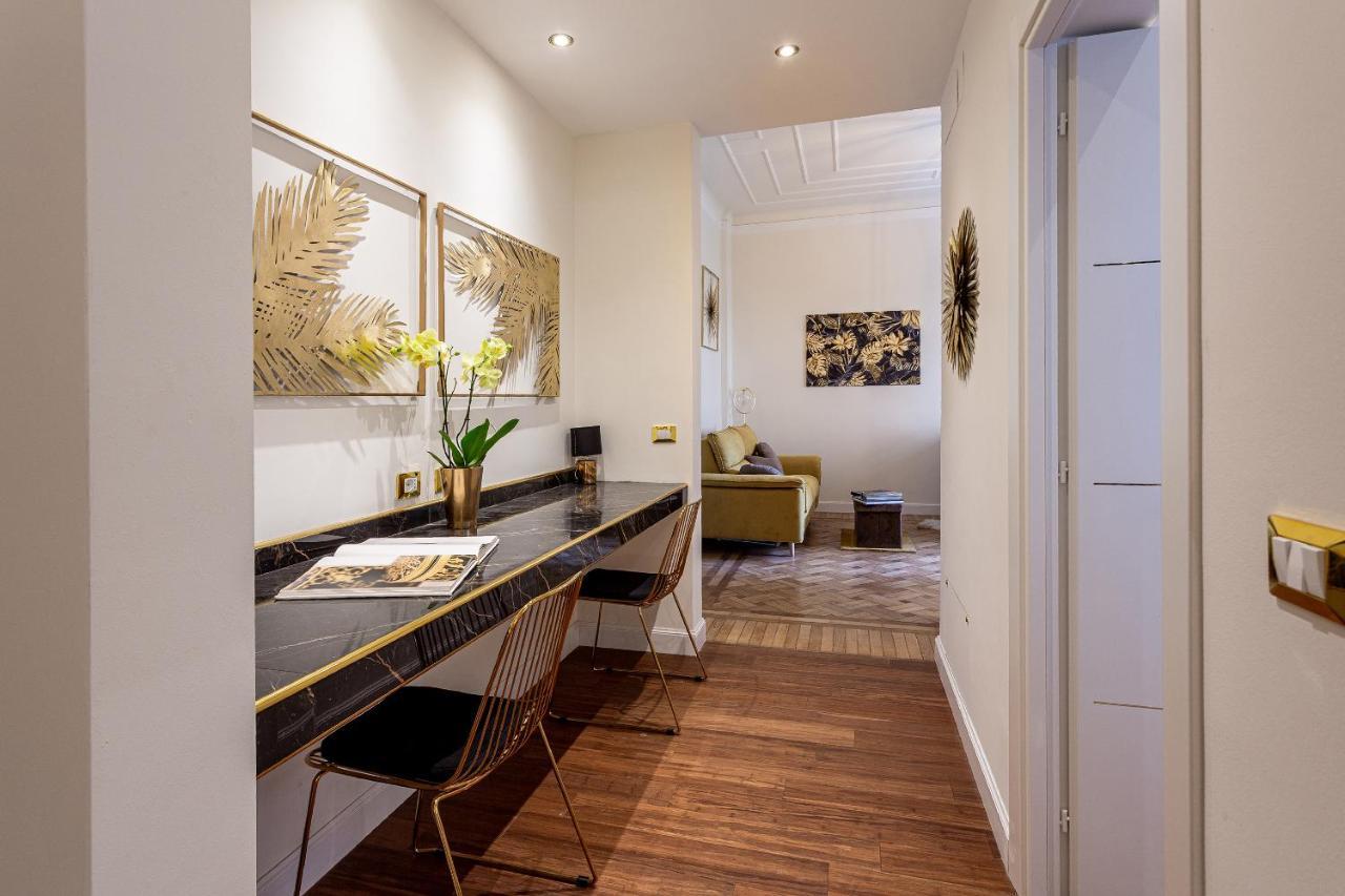 Apartment Maison D'or Genoa